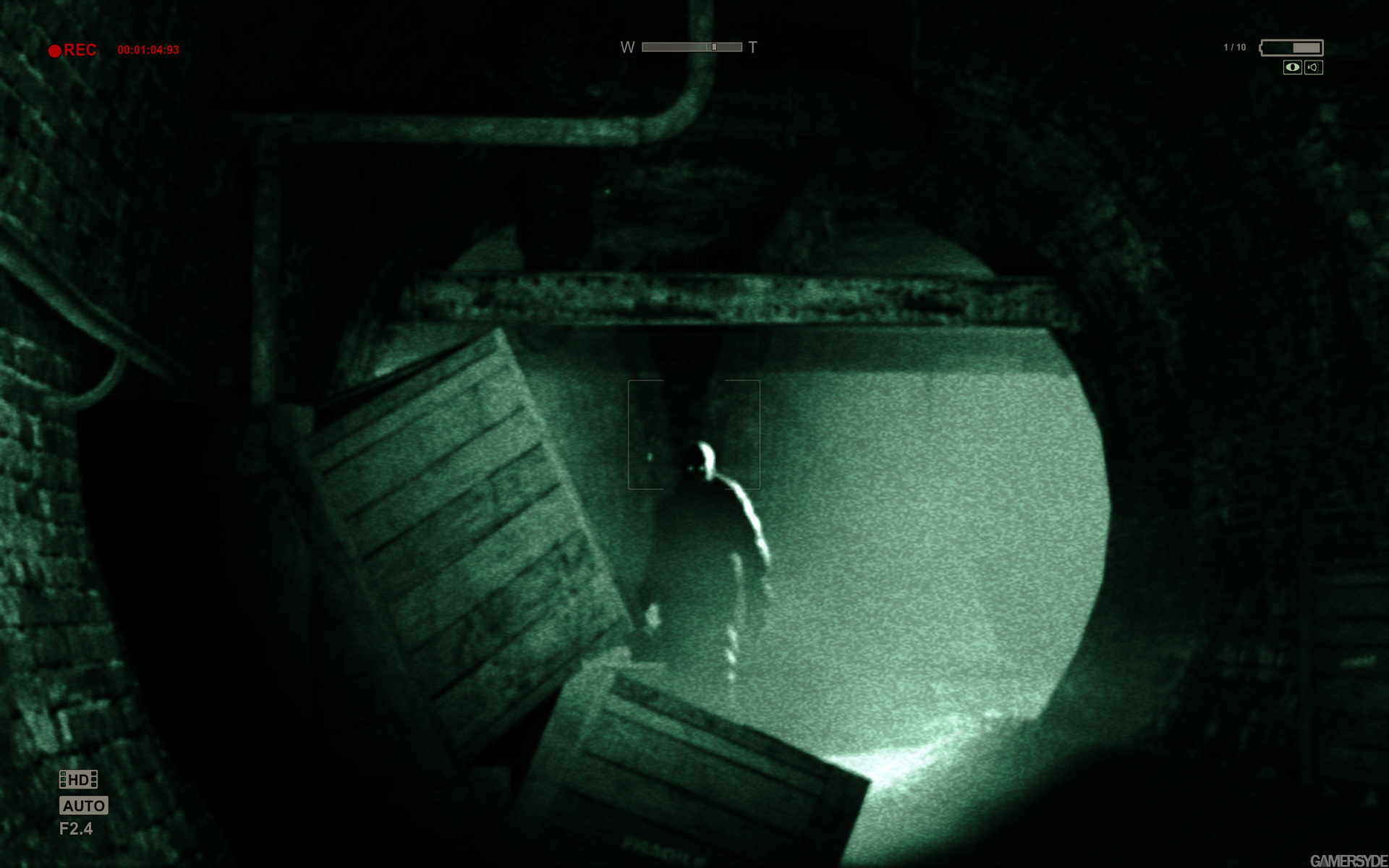 скачать игру outlast.